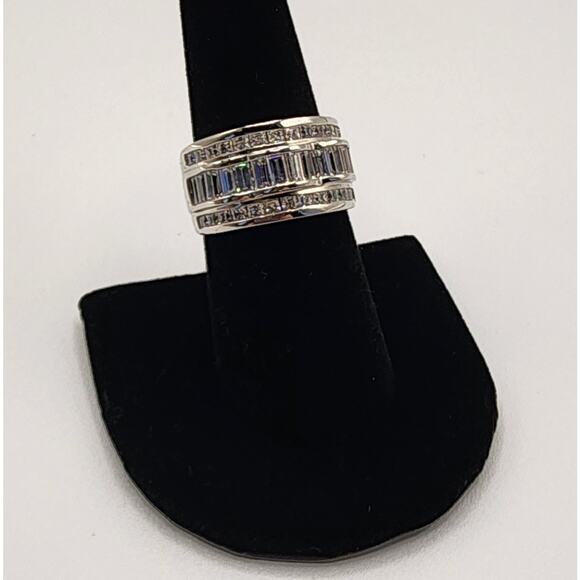 Vintage Sterling Silver CZ Band Ring Baguette & Square Cut Channel Set Size 8.5 - Picture 2 of 9